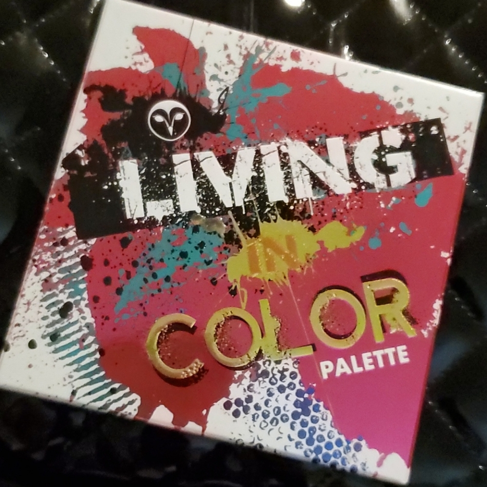 Eyeshadow palette